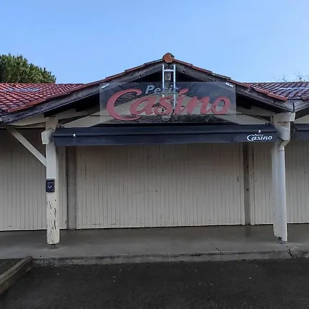 Campsite Au Bonheur Des Landes